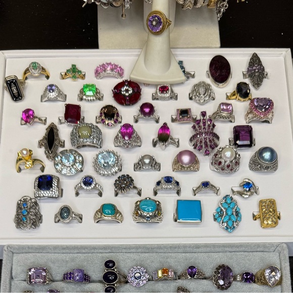 LOTS OF NEW INVENTORY 💍🤩 COME GET YOUR JEWELS LIVE SHOW LISTING 🤩Like - Picture 1 of 16